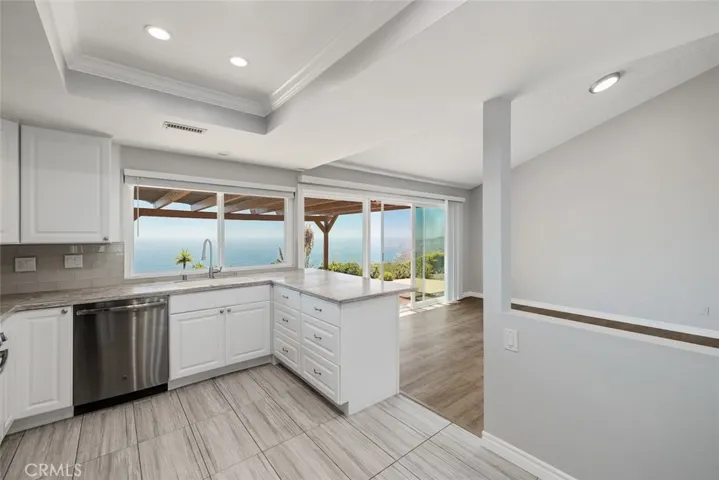 3418 Seaglen Drive, Rancho Palos Verdes, California 90275