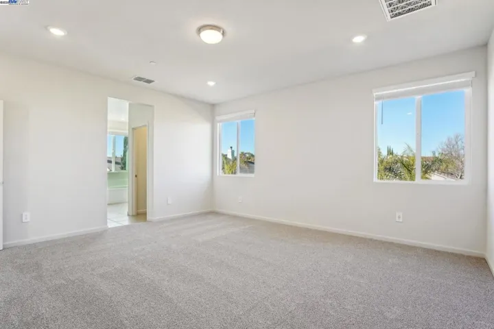 5325 Cardinal Street, Antioch, California 94509
