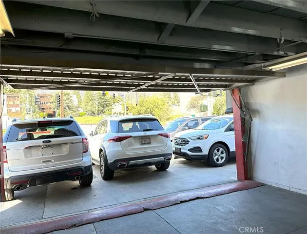 3202 Honolulu Ave, Glendale, California 91214