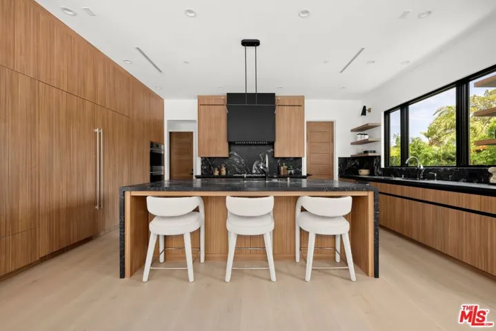 2817 Patricia Avenue, Los Angeles, California 90064