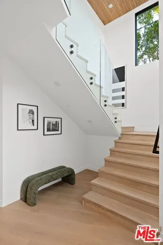 2817 Patricia Avenue, Los Angeles, California 90064