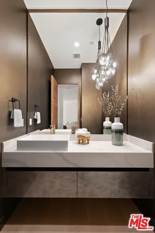 2817 Patricia Avenue, Los Angeles, California 90064
