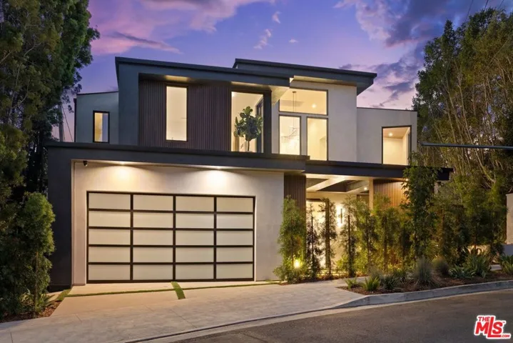 2817 Patricia Avenue, Los Angeles, California 90064