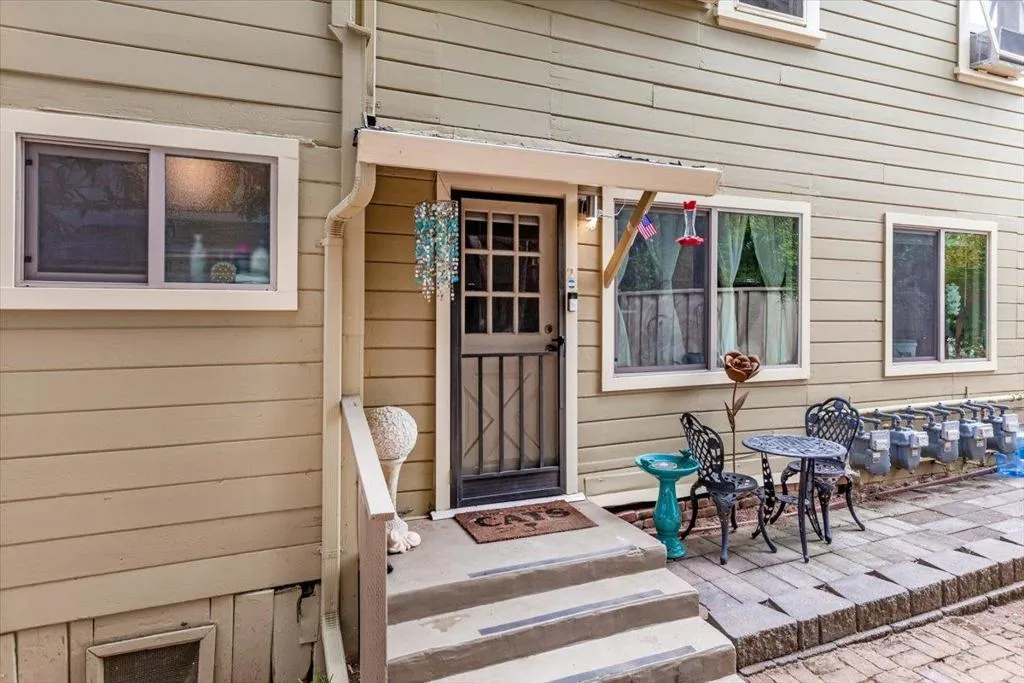 75 Fairview Plaza, Los Gatos, California 95030 home-pic-24