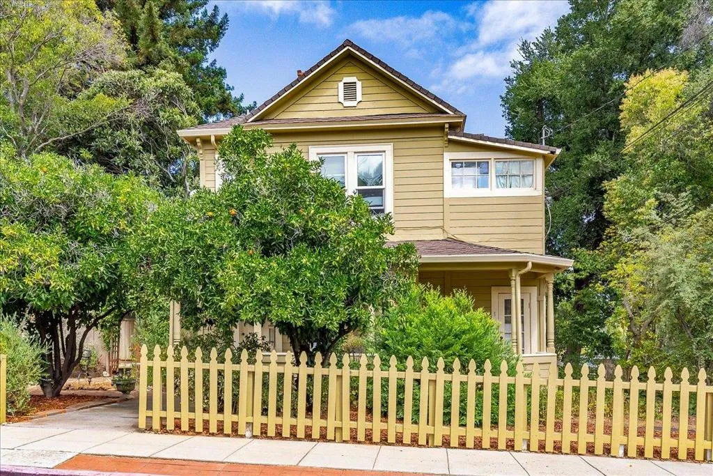 75 Fairview Plaza, Los Gatos, California 95030 home-pic-1