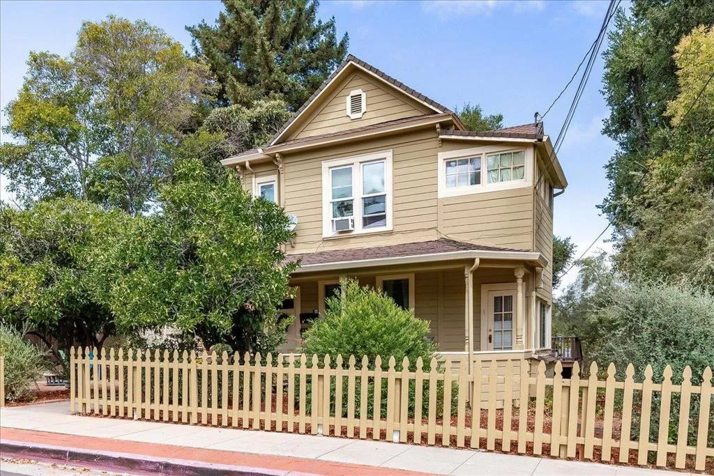 75 Fairview Plaza, Los Gatos, California 95030 home-pic-2