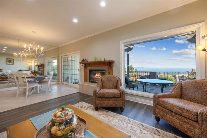884 W Highpoint Drive, Claremont, California 91711