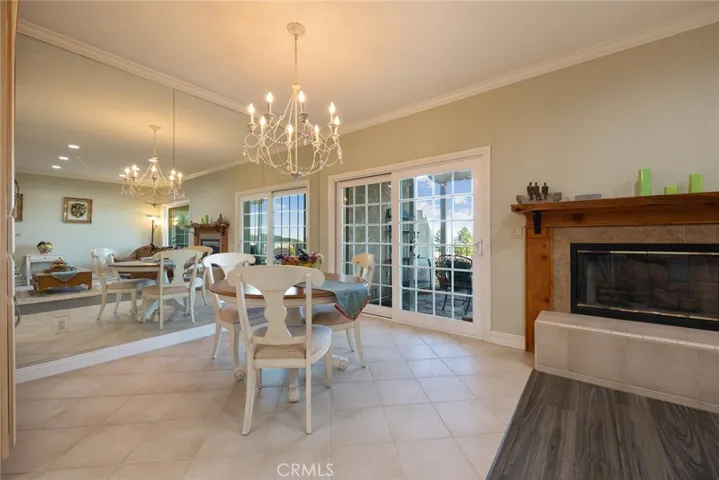 884 W Highpoint Drive, Claremont, California 91711