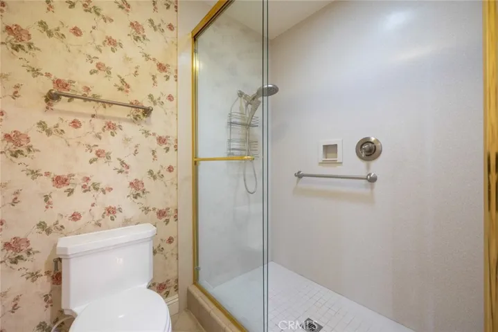 884 W Highpoint Drive, Claremont, California 91711