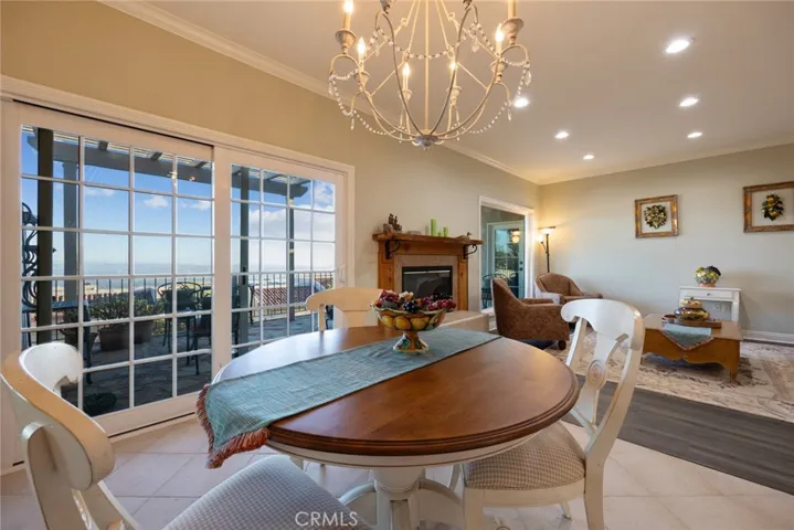 884 W Highpoint Drive, Claremont, California 91711