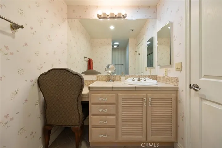 884 W Highpoint Drive, Claremont, California 91711