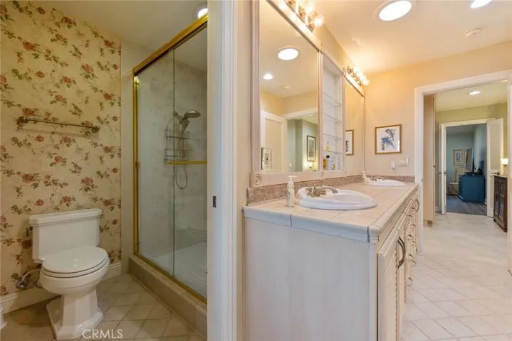 884 W Highpoint Drive, Claremont, California 91711