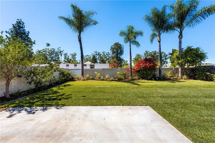 25081 Timber Avenue, Mission Viejo, California 92691