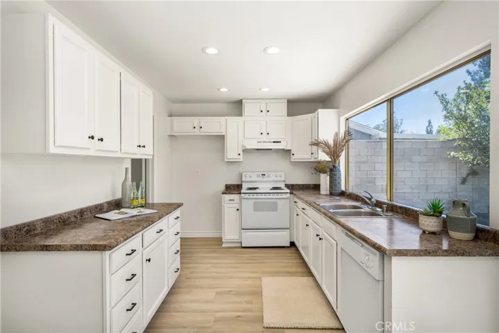 25081 Timber Avenue, Mission Viejo, California 92691