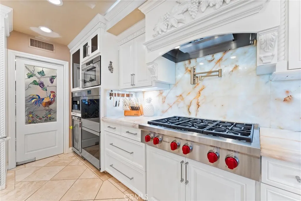 3781 Ragtime Circle, Huntington Beach, California 92649 home-pic-37