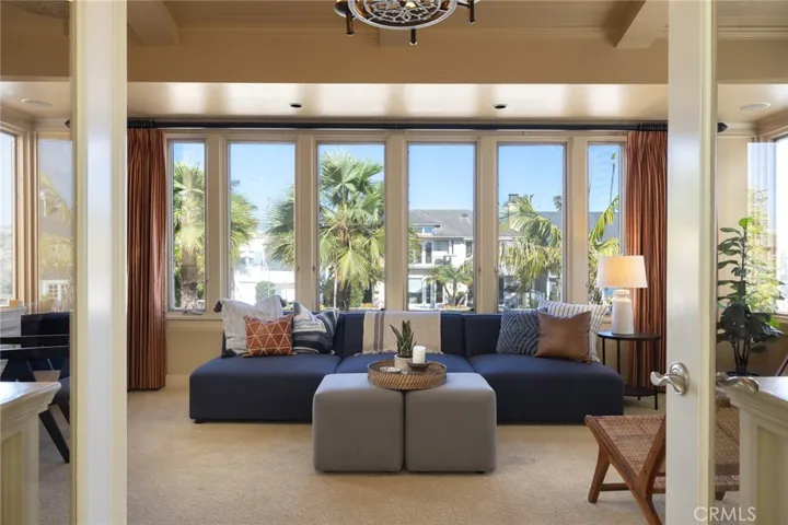 162 Rivo Alto Canal, Long Beach, California 90803
