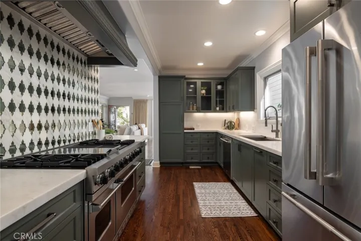 162 Rivo Alto Canal, Long Beach, California 90803