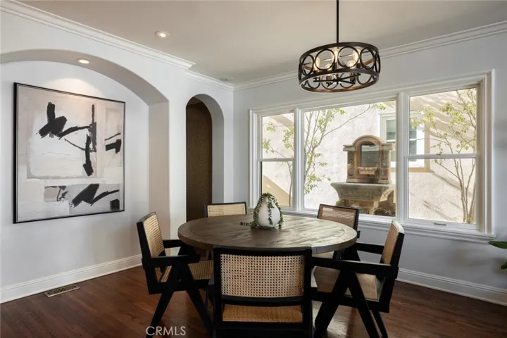 162 Rivo Alto Canal, Long Beach, California 90803