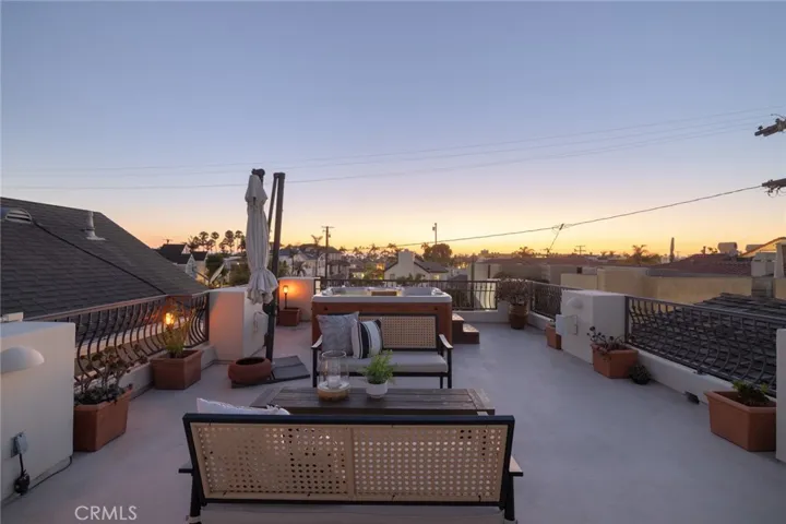 162 Rivo Alto Canal, Long Beach, California 90803