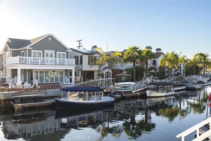162 Rivo Alto Canal, Long Beach, California 90803