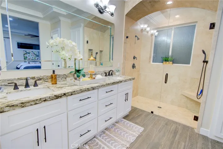 6060 Split Oak Drive, Atwater, California 95301