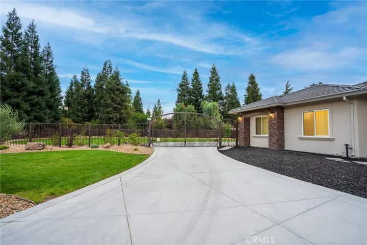 6060 Split Oak Drive, Atwater, California 95301
