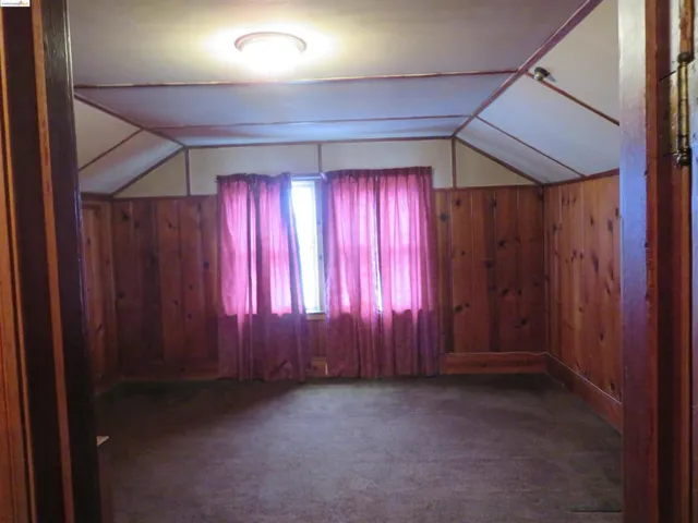 10524 Voltaire St, Oakland, California 94603