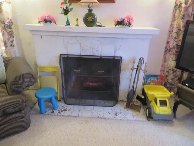 10524 Voltaire St, Oakland, California 94603