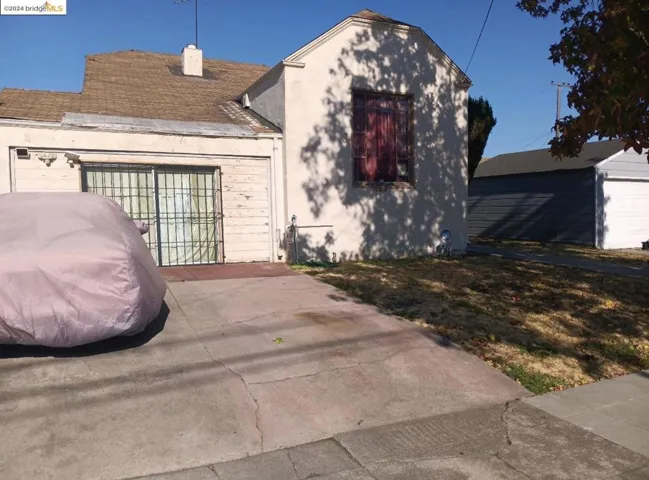 10524 Voltaire St, Oakland, California 94603