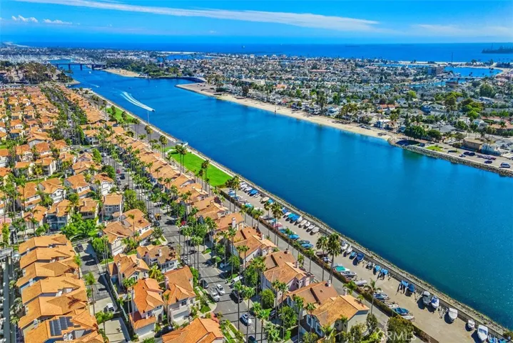 5532 Spinnaker Bay Drive, Long Beach, California 90803