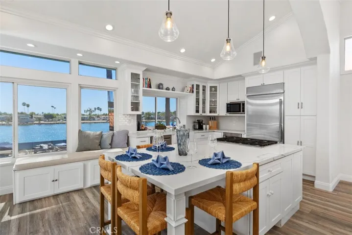 5532 Spinnaker Bay Drive, Long Beach, California 90803
