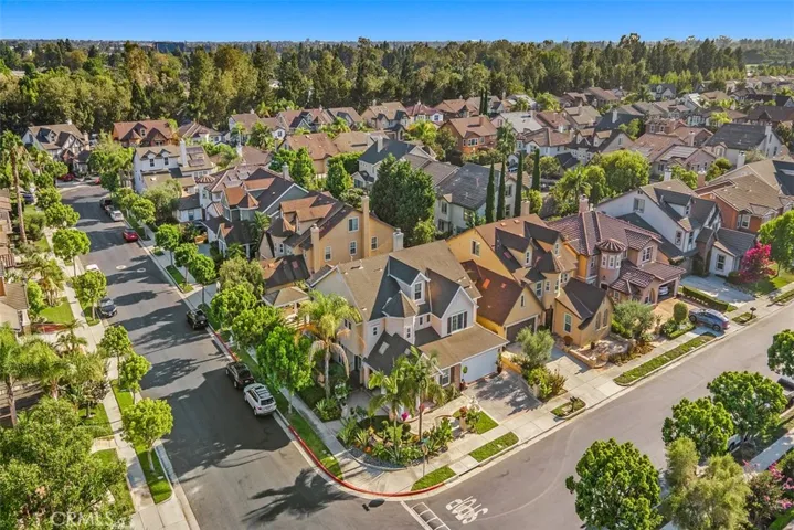 1822 W Meadowbrook Drive, Santa Ana, California 92704
