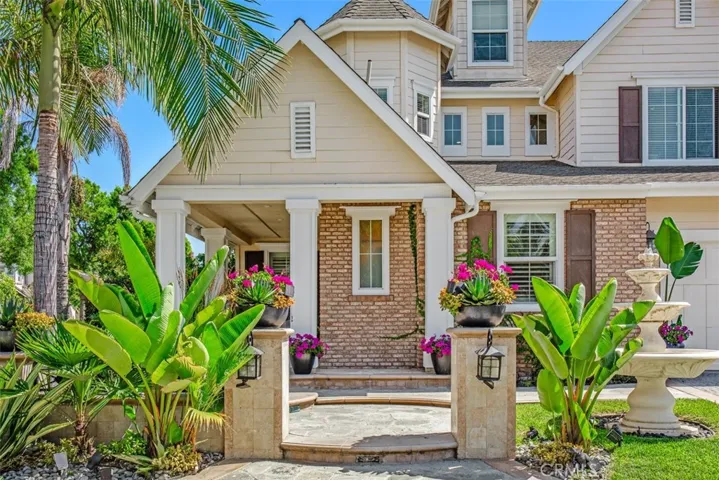 1822 W Meadowbrook Drive, Santa Ana, California 92704