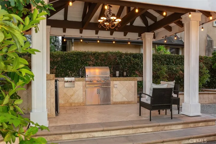 1822 W Meadowbrook Drive, Santa Ana, California 92704