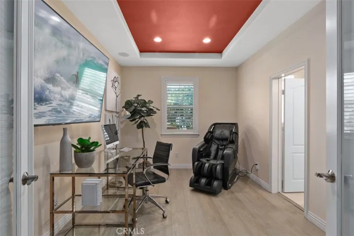 1822 W Meadowbrook Drive, Santa Ana, California 92704