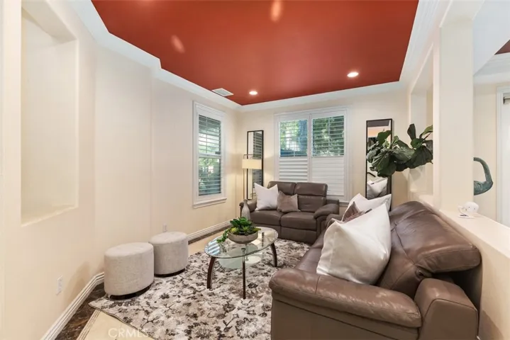 1822 W Meadowbrook Drive, Santa Ana, California 92704
