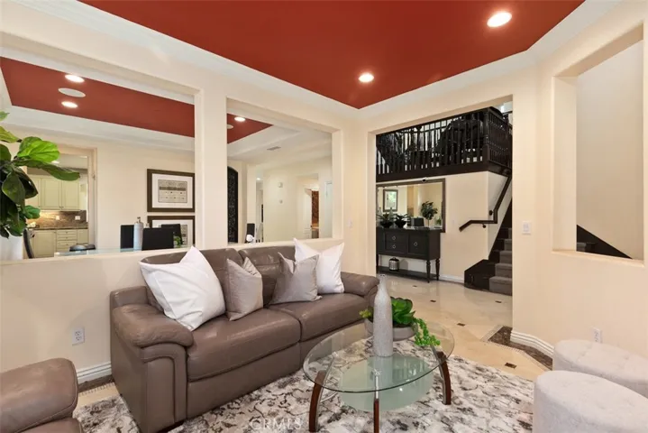 1822 W Meadowbrook Drive, Santa Ana, California 92704