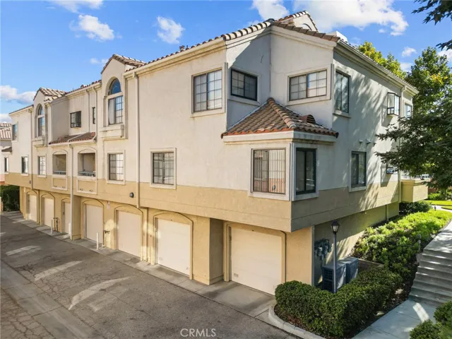 18108 Erik Court, Canyon Country, California 91387