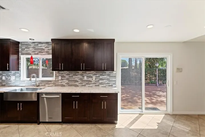 ..Kitchen