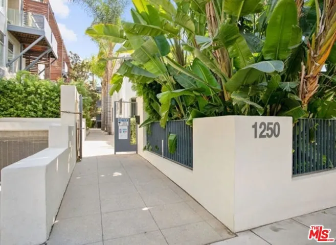 1250 N Harper Avenue 407, Los Angeles, California 90046