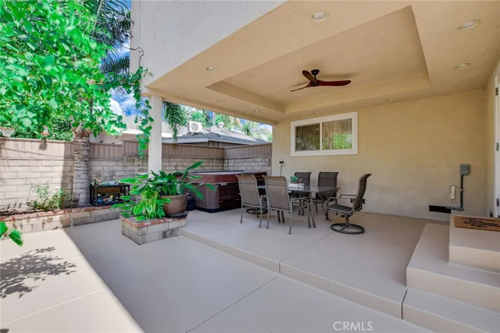 17729 Bullock Street, Encino, California 91316