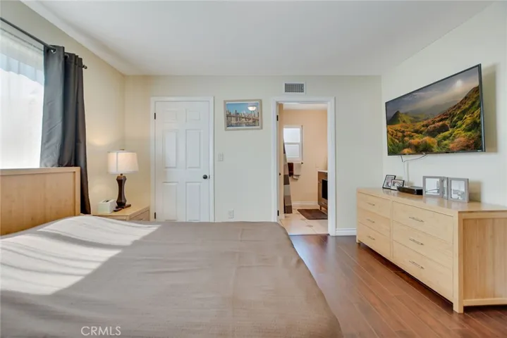 17729 Bullock Street, Encino, California 91316