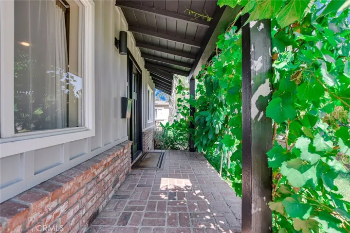 17729 Bullock Street, Encino, California 91316