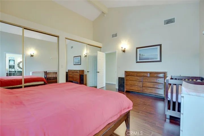 17729 Bullock Street, Encino, California 91316