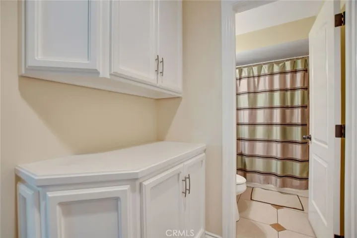17729 Bullock Street, Encino, California 91316