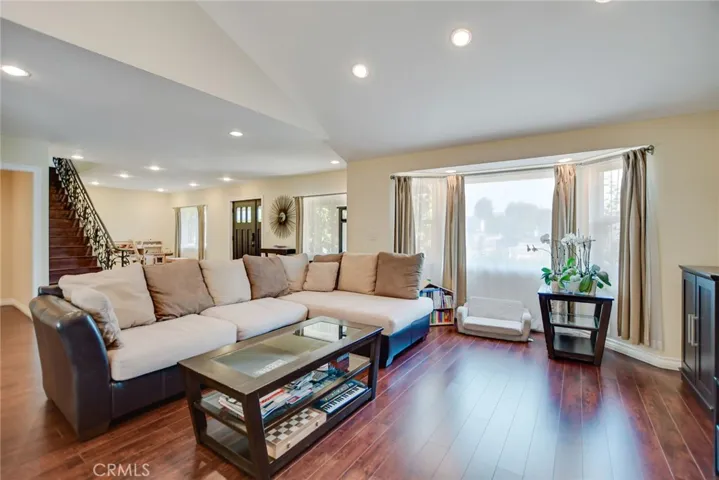 17729 Bullock Street, Encino, California 91316