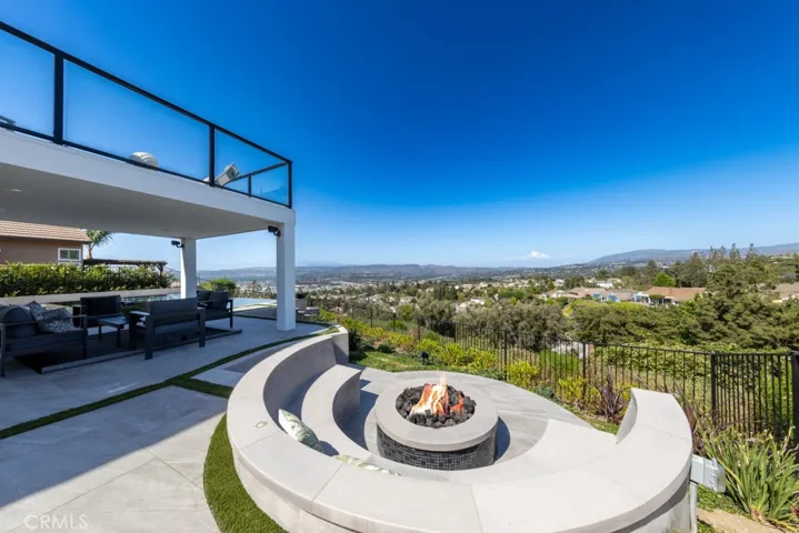 660 S Londerry Lane, Anaheim Hills, California 92807