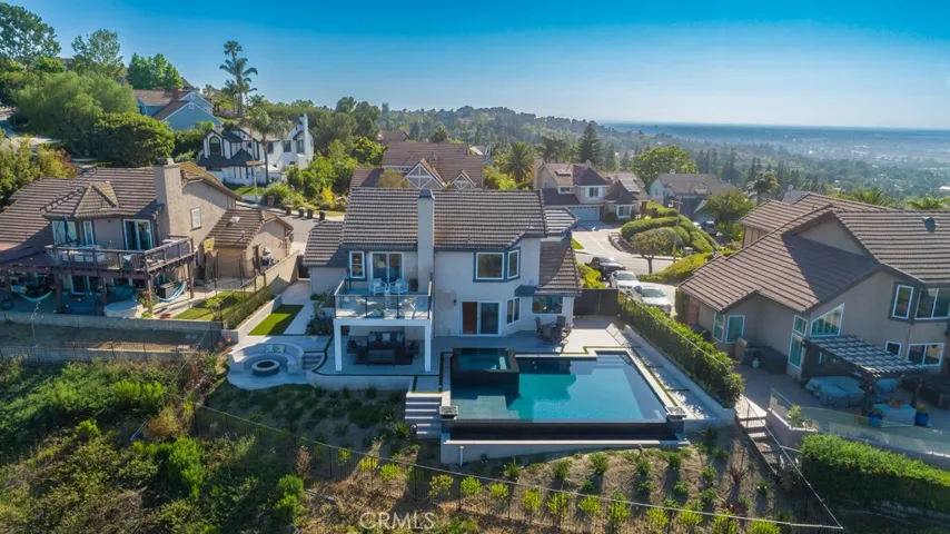 660 S Londerry Lane, Anaheim Hills, California 92807