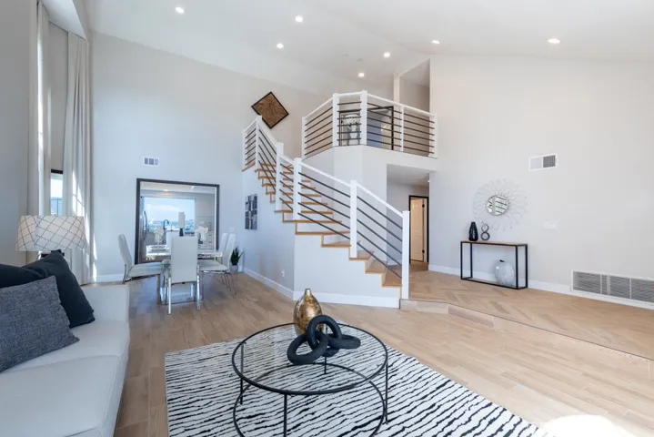 660 S Londerry Lane, Anaheim Hills, California 92807