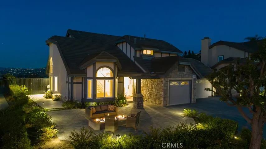 660 S Londerry Lane, Anaheim Hills, California 92807